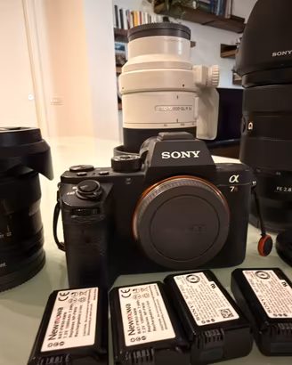 Sony alpha 7R ii + gm 24-70 + G 70-200 + laowa f2