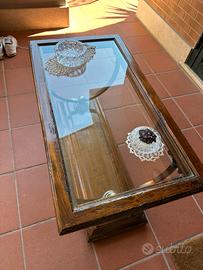 Tavolino legno antico  base vetro