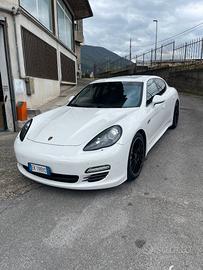 Porsche panamera  2012