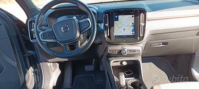 Volvo xc40 Momentum D3 Automatica