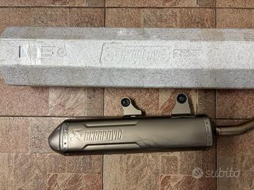 Scarico akrapovic