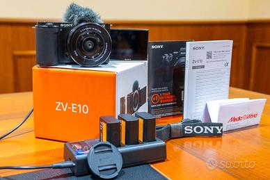 SONY ZV-E10 Vlog + obiettivo Sony PZ 16-50 mm OSS