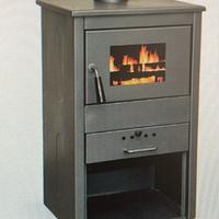 Stufa a legna completa di tubi