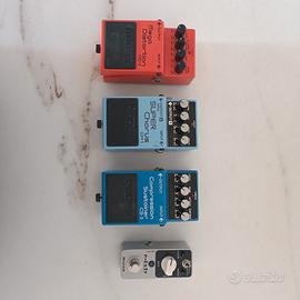 2 Pedali chitarra Boss  MD-2 + Mooer E.LADY