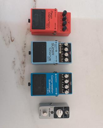2 Pedali chitarra Boss  MD-2 + Mooer E.LADY