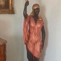 Lampada Statua in Legno