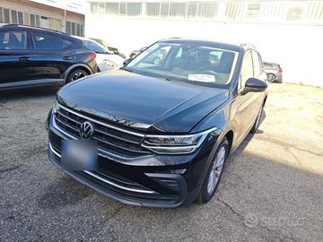 Volkswagen Tiguan 2.0 TDI 150 CV SCR DSG Life CON 