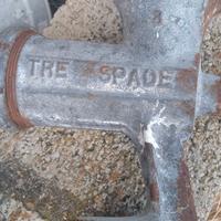 Tritacarne e passapomodoro vintage