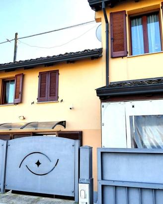 PORZIONE DI CASA TERRATETTO RISTRUTTURATA ED ARRED