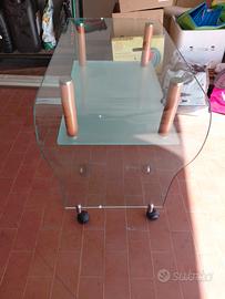 tavolo cn vetro cn ruote