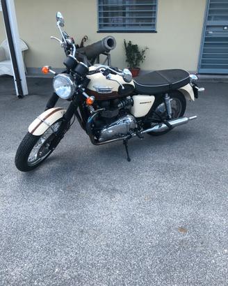 Triumph Bonneville T100 SE