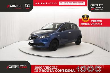Lancia Ypsilon 1.0 firefly hybrid Silver s&s 70cv