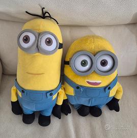 3 Peluche: 1 Super Mario e 2 Minions 