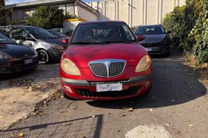 Lancia Ypsilon 1.2 16V Platino