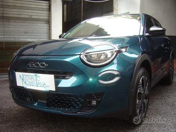 FIAT 600 Hybrid 110CV DCT6 MHEV La Prima NAVI Az