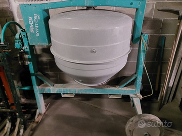 Attrezzatura varia per edilizia