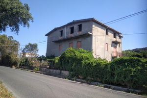 Palazzina 6 appartamenti sperlonga