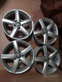 Cerchi R16 originali Golf 7 5G0071496