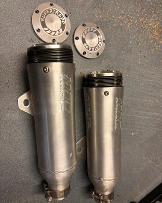 Coppia di Supertrapp racing harley