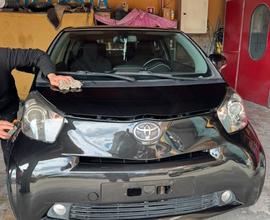 Toyota iq automatica nera
