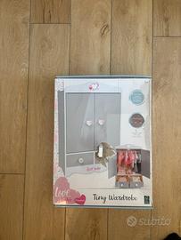 Armadio vestiti bambole