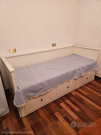 Letto Hemnes Ikea