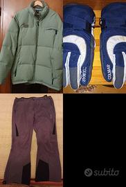 Piumino, guanti, pantaloni