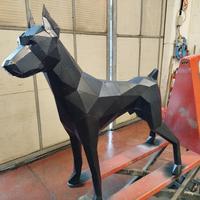 statua dobermann 