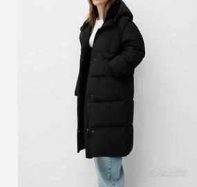 Piumino bershka lungo nero