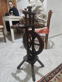 Filatoio a pedale in legno