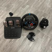 Logitech G29 con cambio manuale