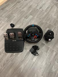 Logitech G29 con cambio manuale