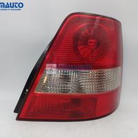 Fanale post dx KIA SORENTO I '02