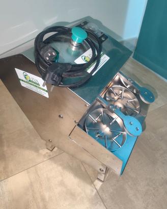 Sgranatore per melagrana