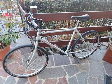 MTB Touring by Bianchi 