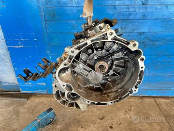 CAMBIO MANUALE COMPLETO SSANGYONG XLV Serie 310203