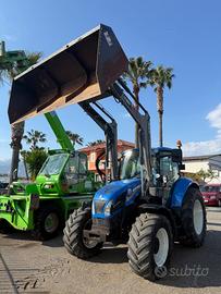NEW HOLLAND T5.115 CON CARICATORE