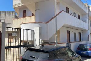 Porzione di villa a Massa Santa Lucia