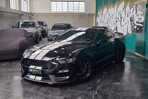 Ford Mustang Shelby GT350 5.2 V8
