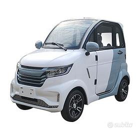 SCOOTER CABINATO ELETTRICO NO PATENTE