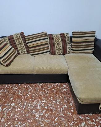 divano angolare con contenitore