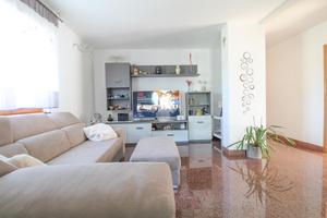 4 LOCALI A SAN BENEDETTO DEL TRONTO