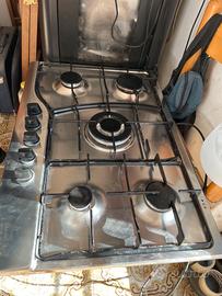 Piano cottura Ariston 5 fuochi in acciaio inox