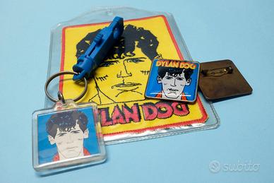 Dylan Dog anni 90 gadgets collezione spille toppe