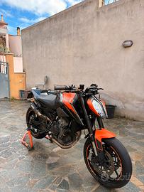 A2 Duke 890 L depo a libretto