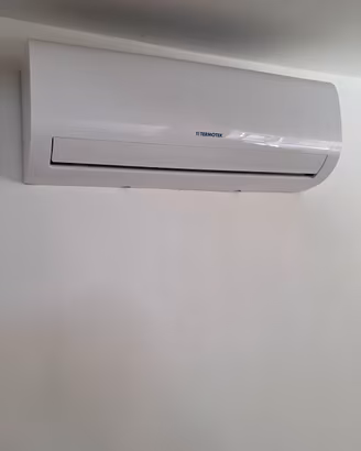 Condizionatore Dual Spit TERMOTEK 9000+12000