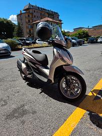 Piaggio Beverly 400