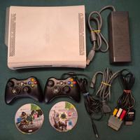 X BOX 360 Bianca + 2 Giochi + 2 Controller Funzia!