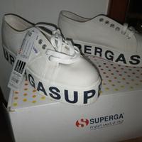 Scarpa superga per donna