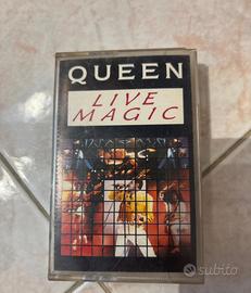 Musicassetta Queen liva magic